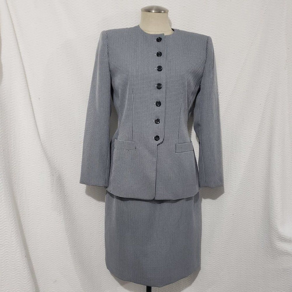 NWOT Le Suit Petite  Skirt Suit 8P